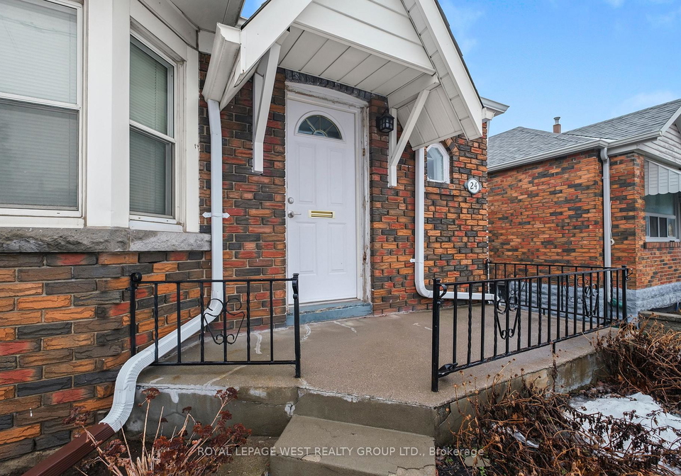 24-barker-avenue-east-york-ontario-e13448030