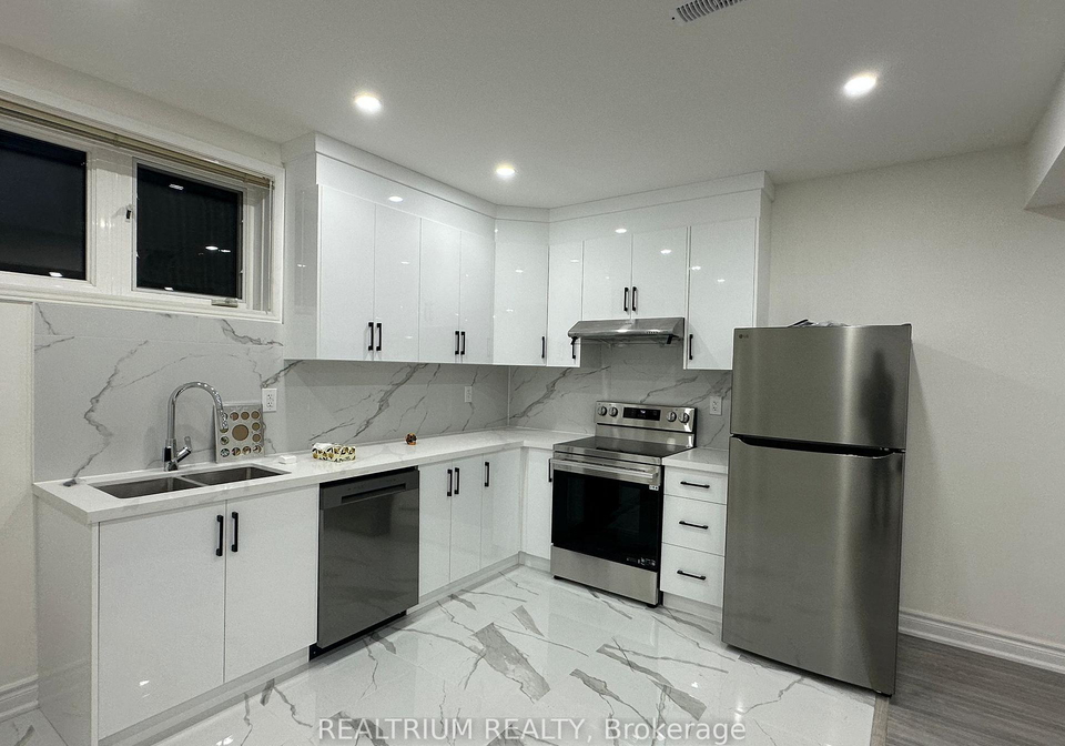 32-slader-heights-street-ajax-ontario-e13448272