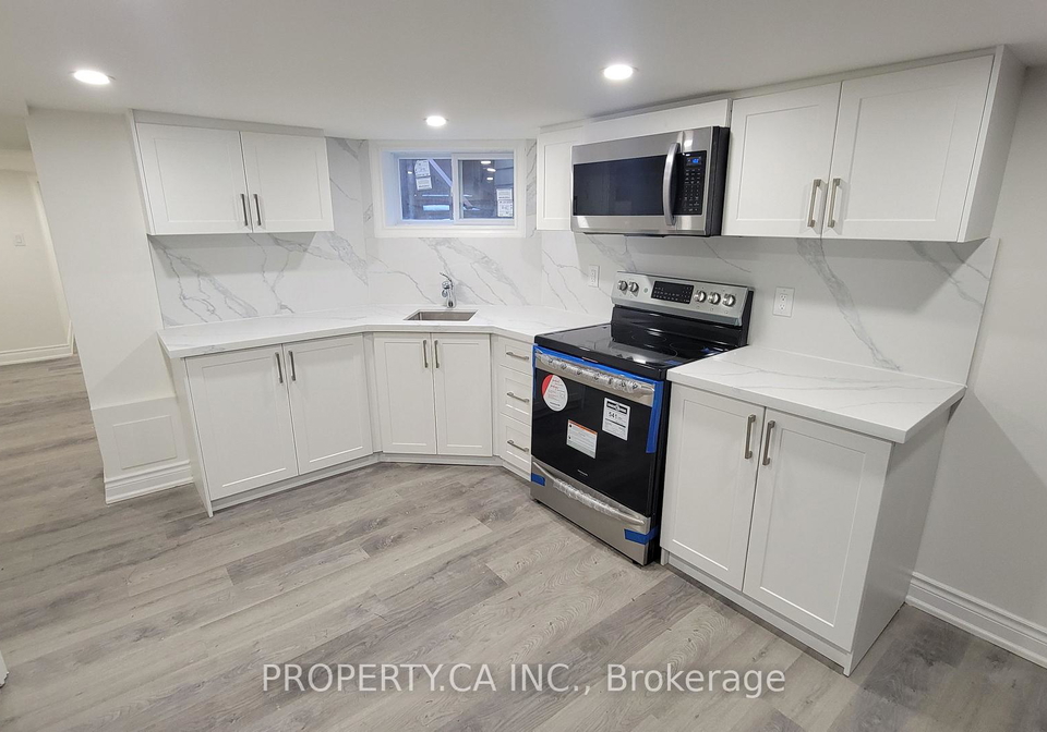 625-rhodes-avenue-toronto-ontario-e13448368