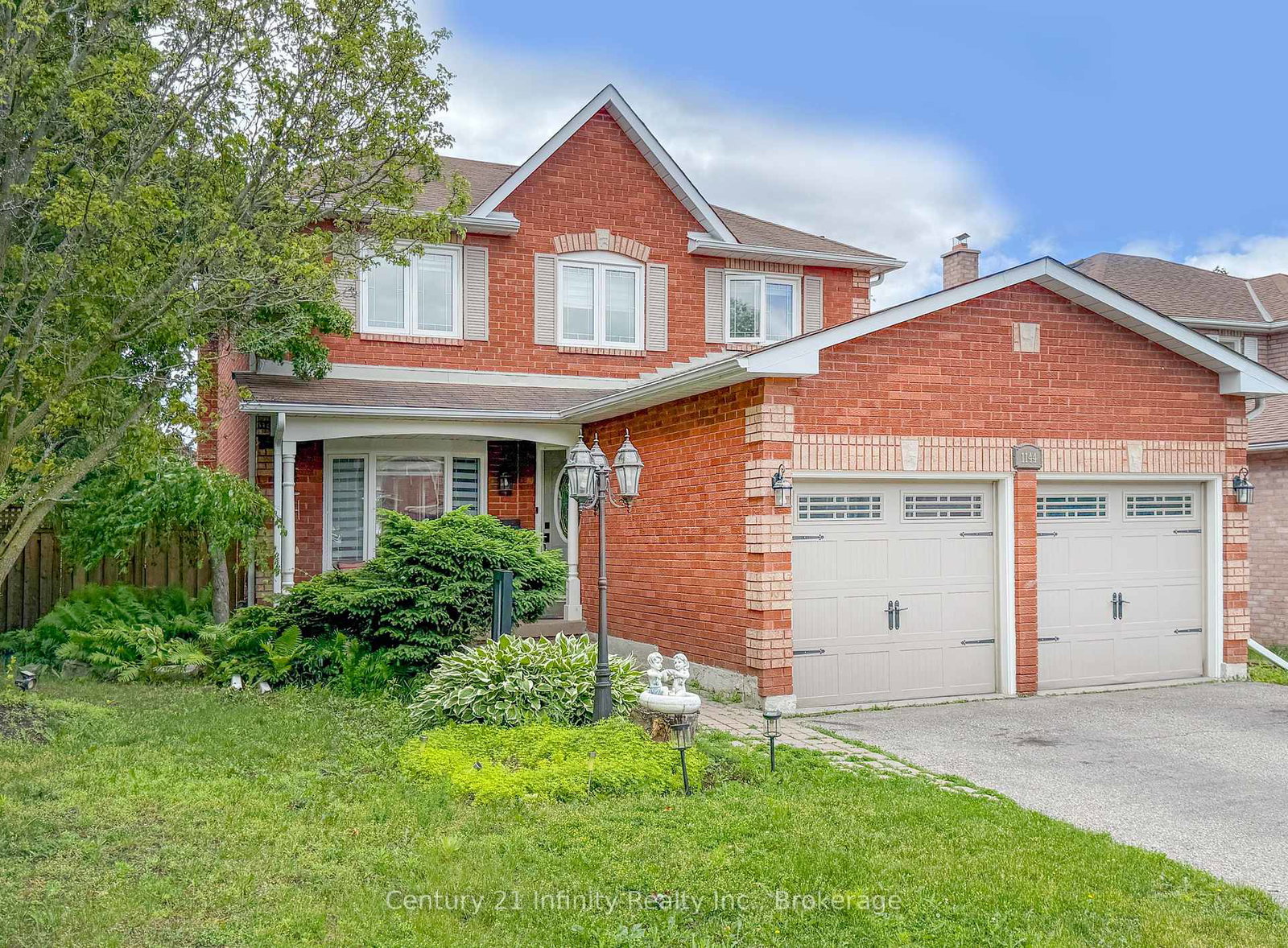 1144-thimbleberry-circle-oshawa-ontario-e13448594