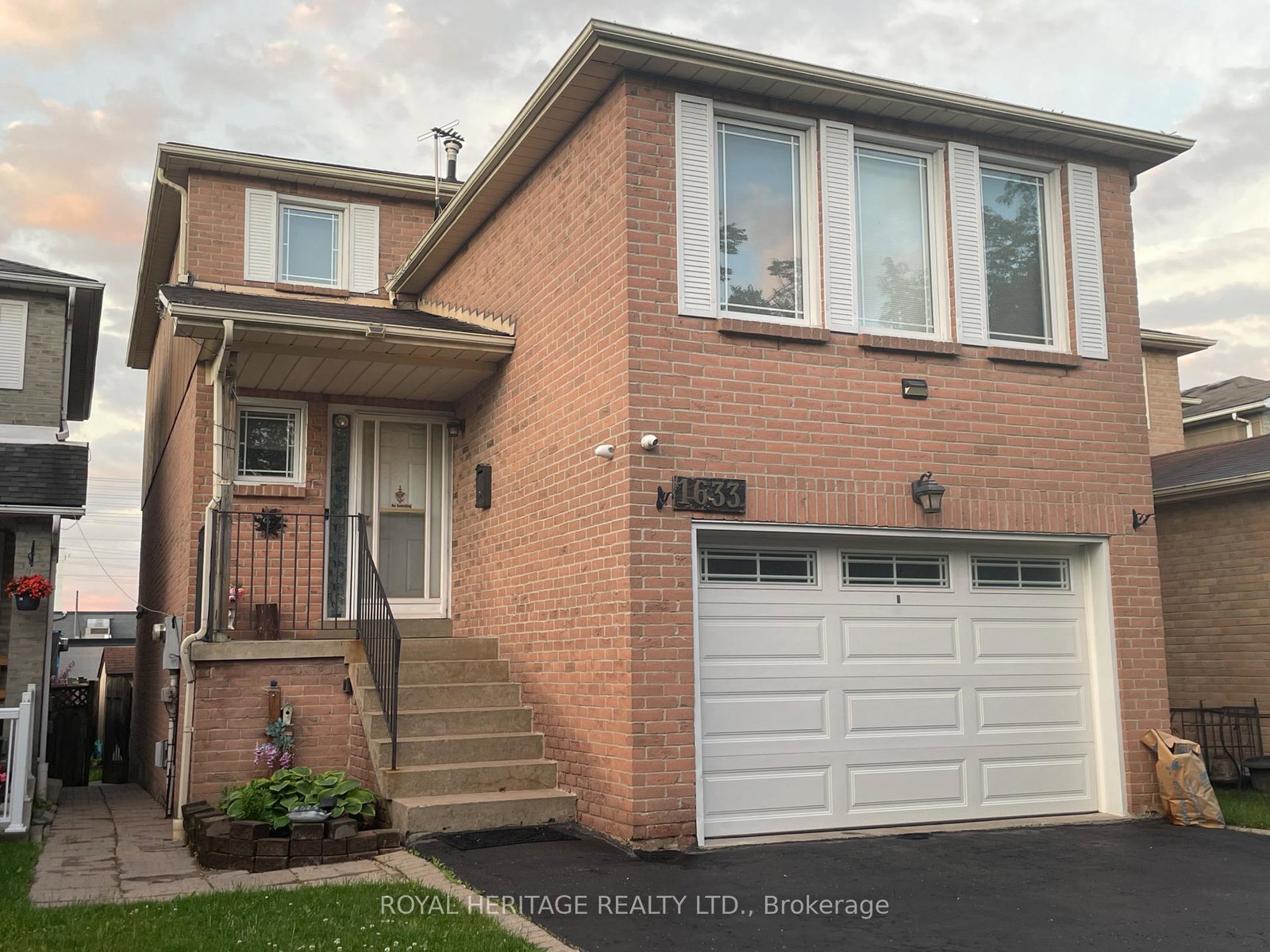 1633-marshcourt-drive-pickering-ontario-e13449160