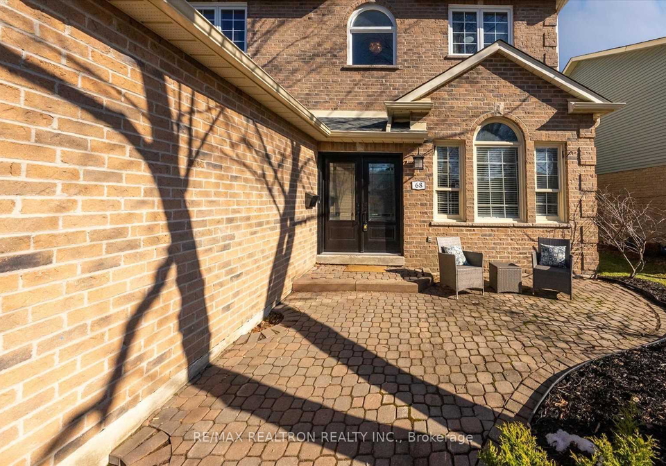 68-flint-crescent-whitby-ontario-e13449458
