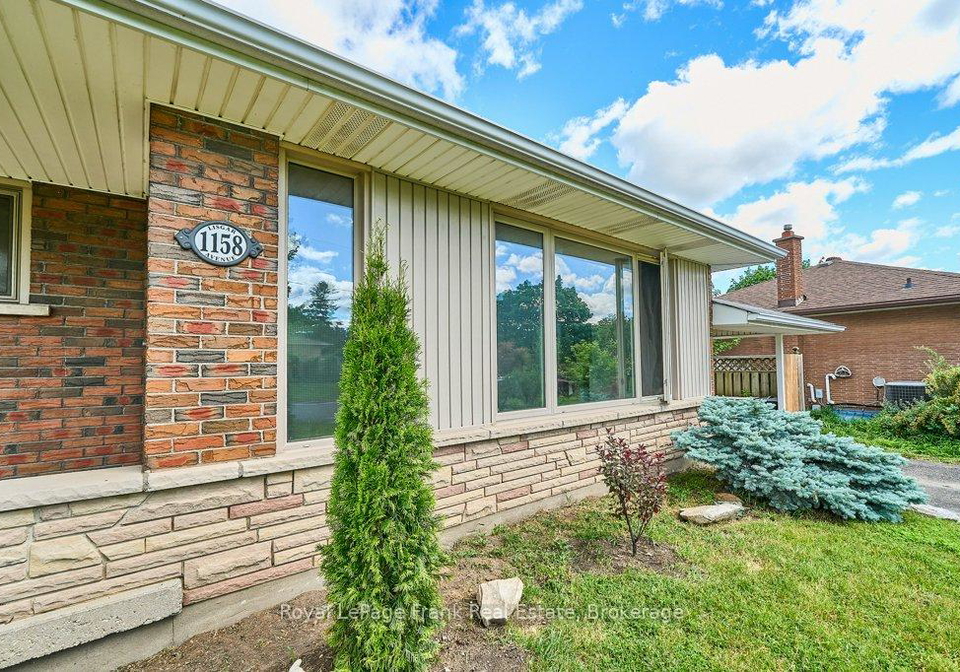 1158-lisgar-avenue-oshawa-ontario-e13449480