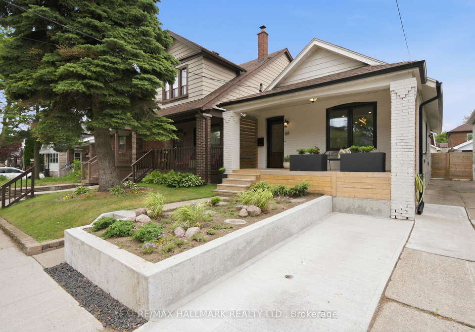69-gatwick-avenue-east-york-ontario-e13449840
