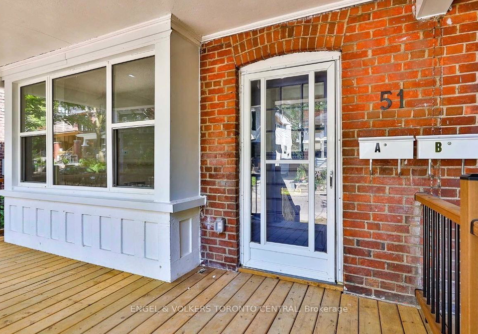 51b-fernwood-park-avenue-toronto-ontario-e13450716