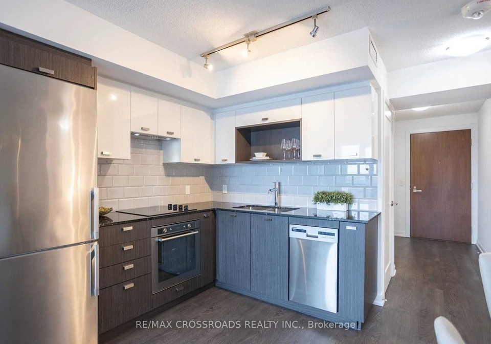 275-village-green-square-scarborough-ontario-e13450986