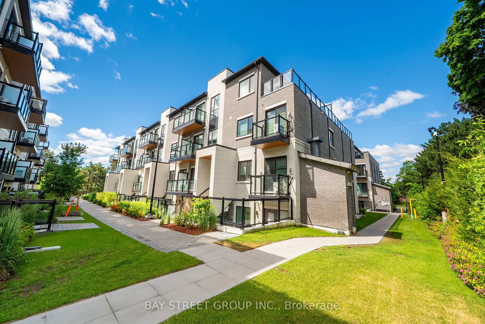 50-morecambe-gate-scarborough-ontario-e13451064