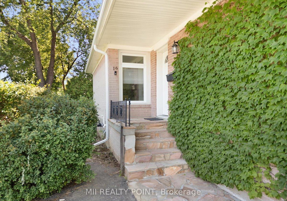 16-jeffton-crescent-scarborough-ontario-e13451272