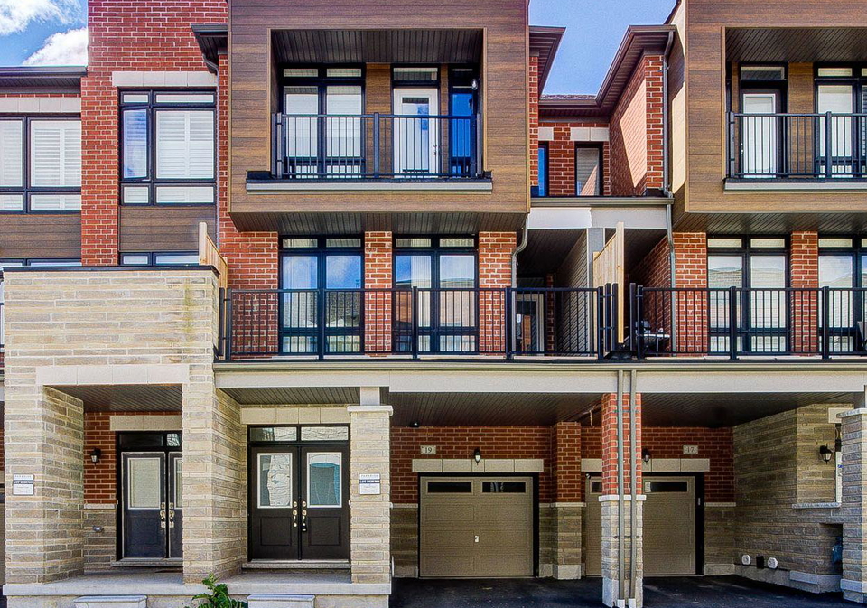 19-coppini-lane-ajax-ontario-e13451446