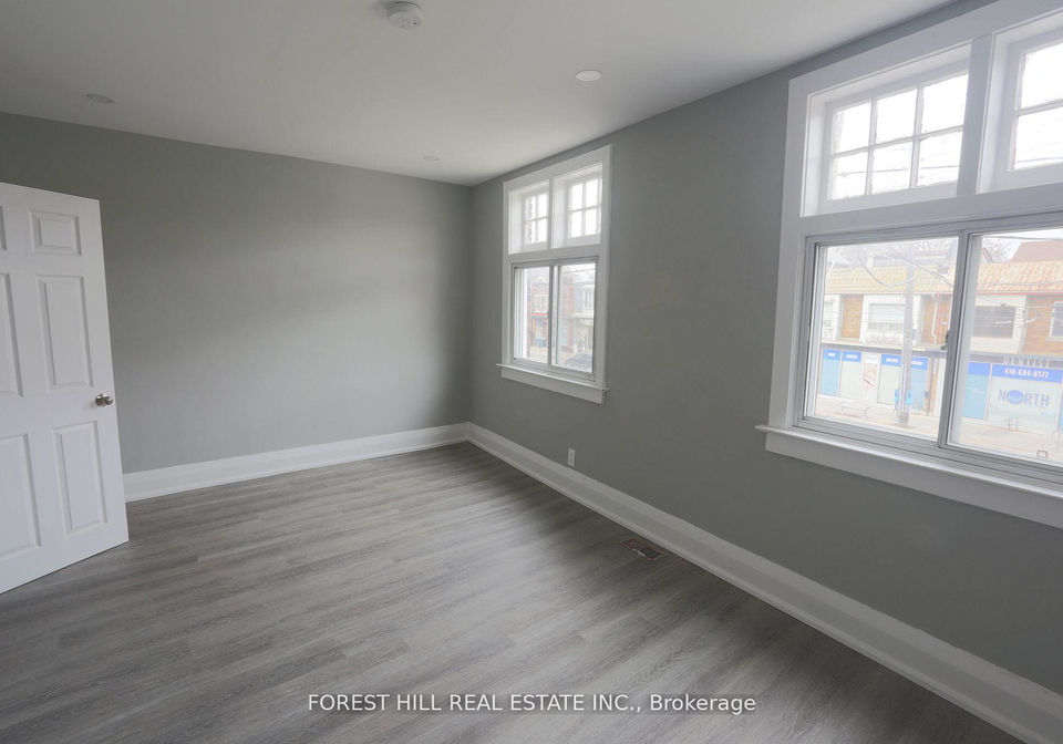 919-kingston-road-toronto-ontario-e13452056