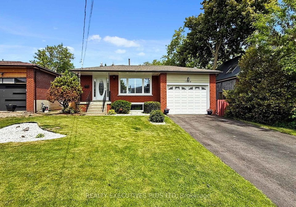 1304-wharf-street-pickering-ontario-e13452682