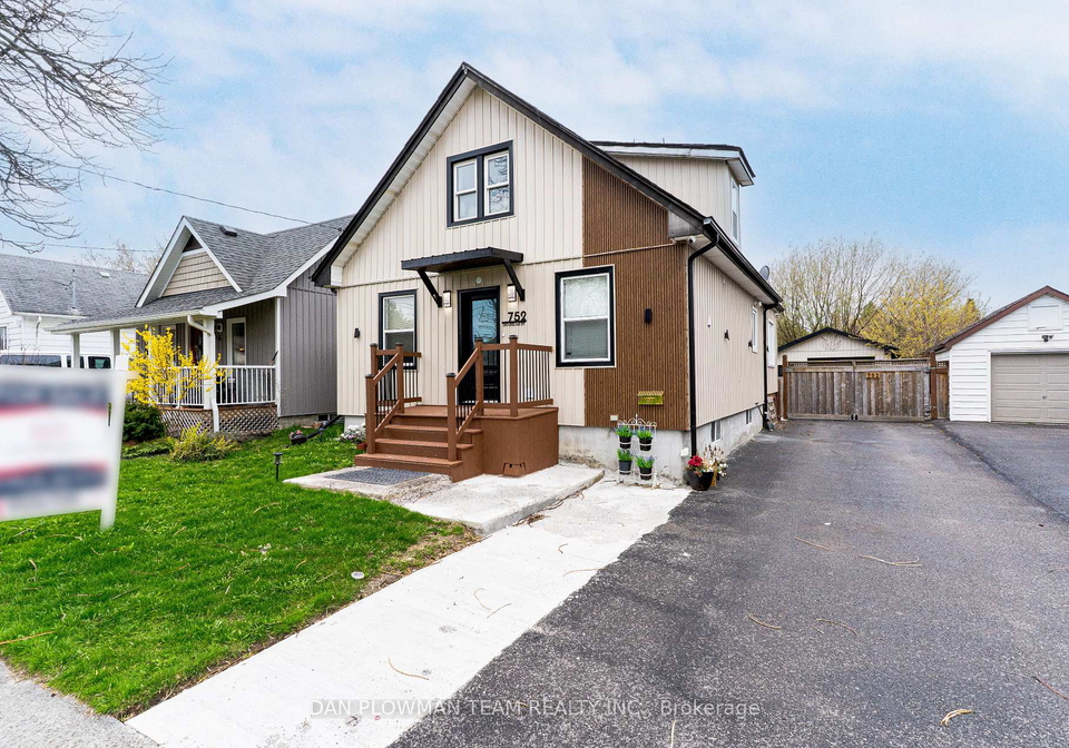 752-douglas-street-oshawa-ontario-e13453122