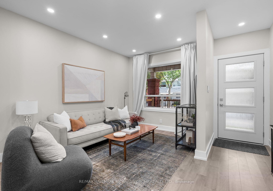 898-greenwood-avenue-east-york-ontario-e13453370