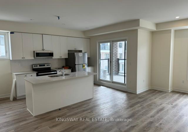 1695-dersan-street-pickering-ontario-e13453534
