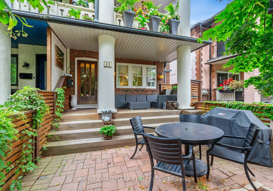 24-hammersmith-avenue-toronto-ontario-e13453736