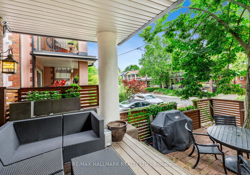 24-hammersmith-avenue-toronto-ontario-e13453736