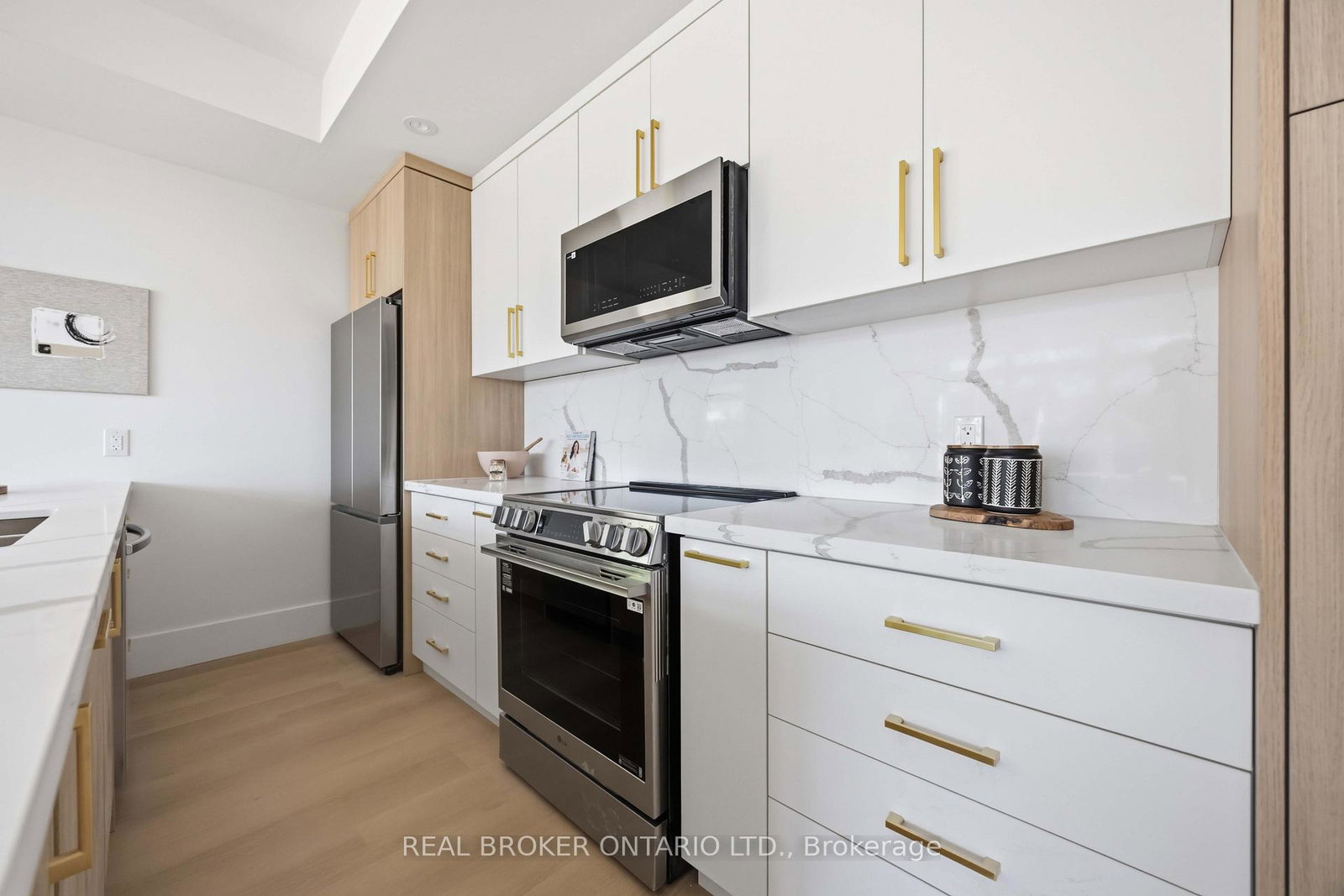 102-boultbee-avenue-toronto-ontario-e13454000