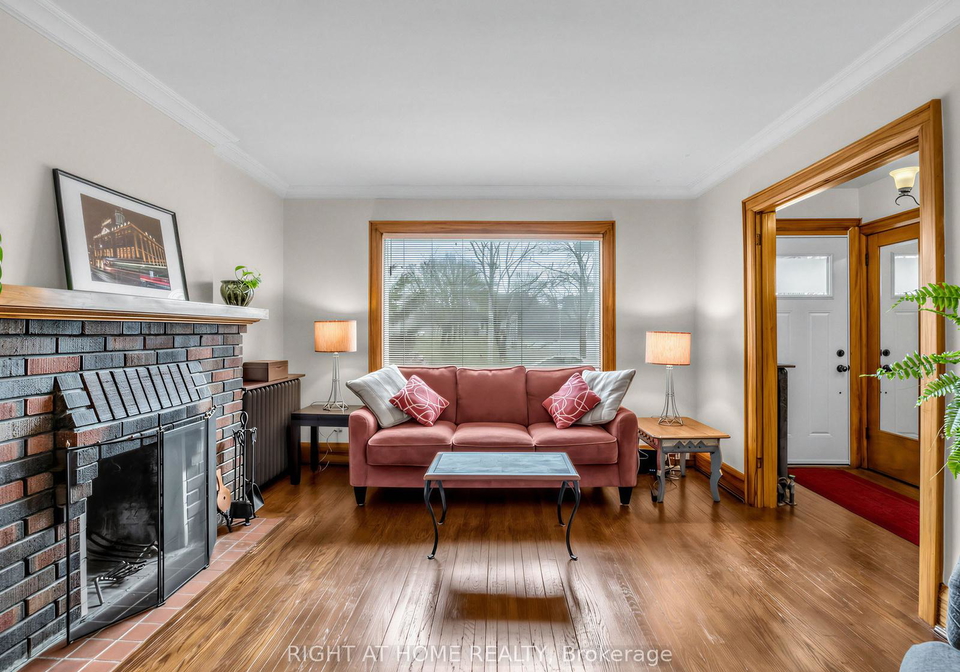 26-maryland-boulevard-east-york-ontario-e13454440
