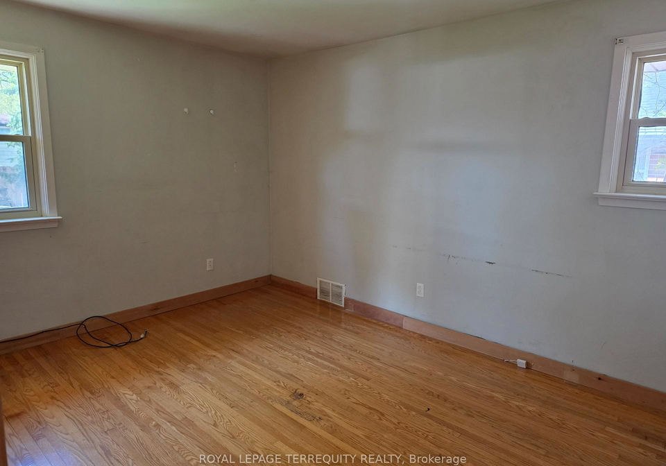 319-hillcroft-street-oshawa-ontario-e13454852