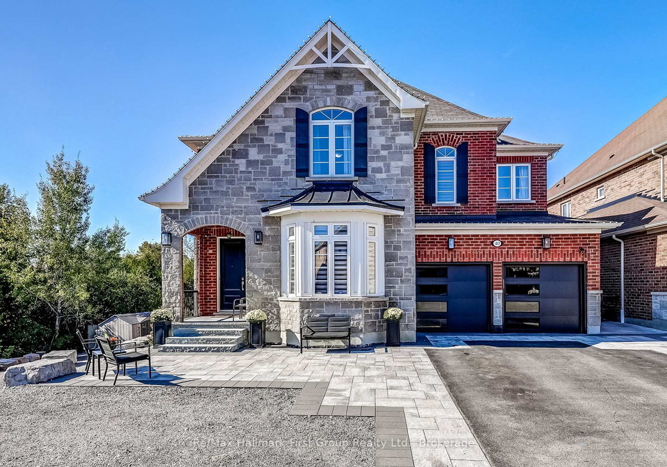 40-endeavour-court-whitby-ontario-e13455034