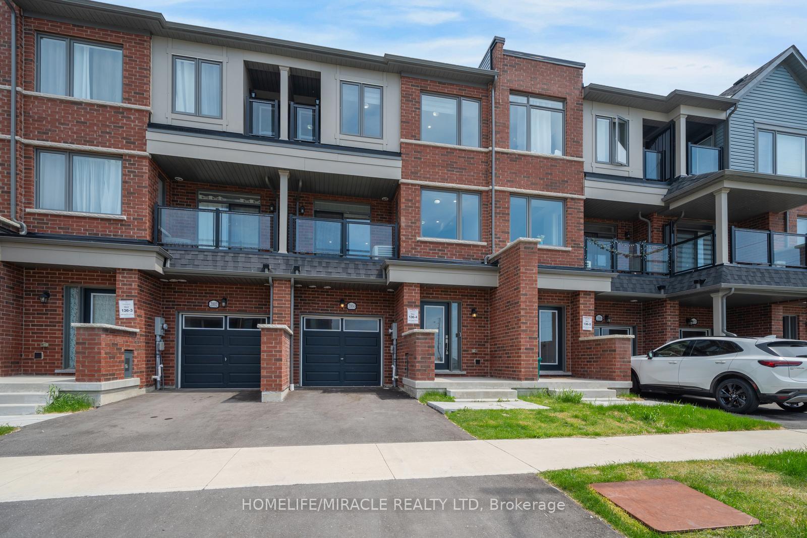 2004-cameron-lott-crescent-oshawa-ontario-e13455280