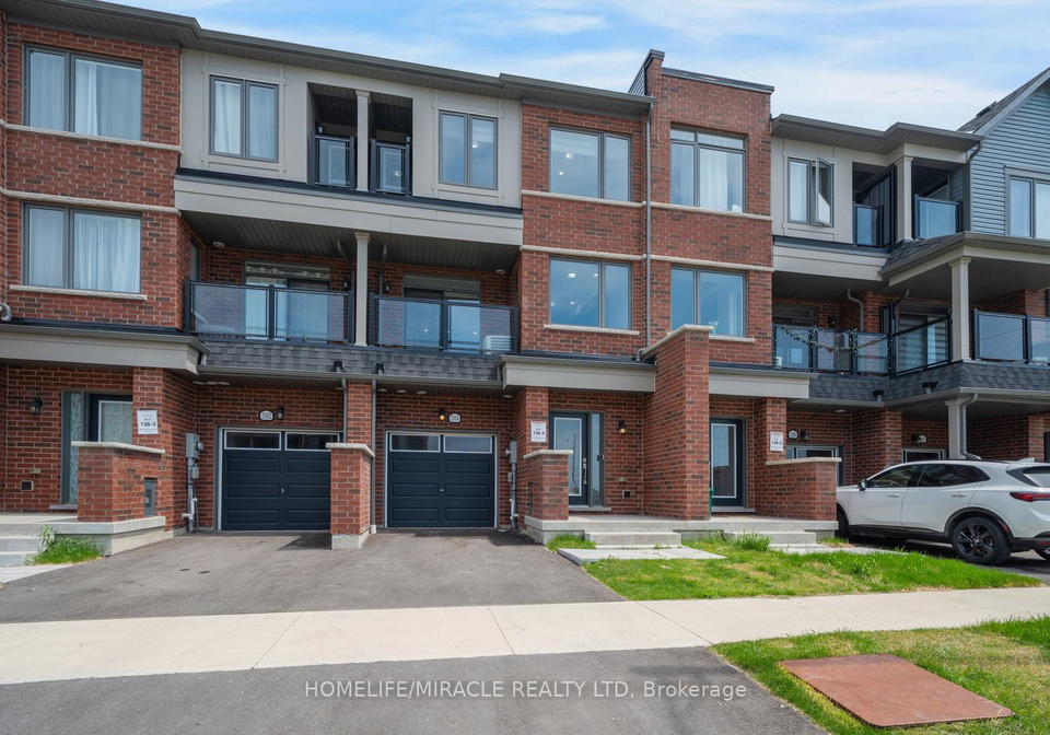 2004-cameron-lott-crescent-oshawa-ontario-e13455280