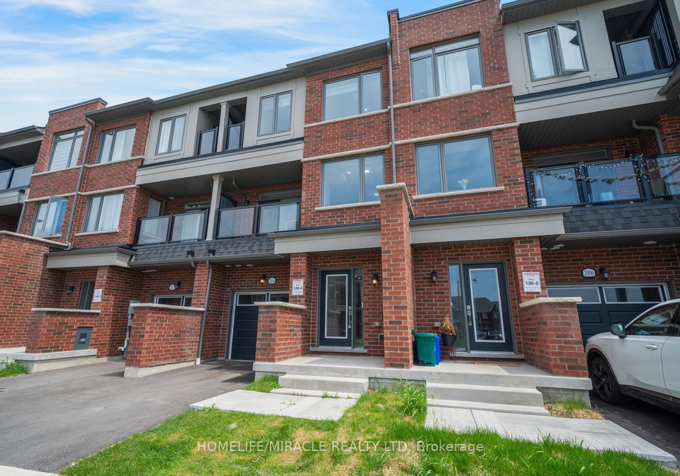 2004-cameron-lott-crescent-oshawa-ontario-e13455280