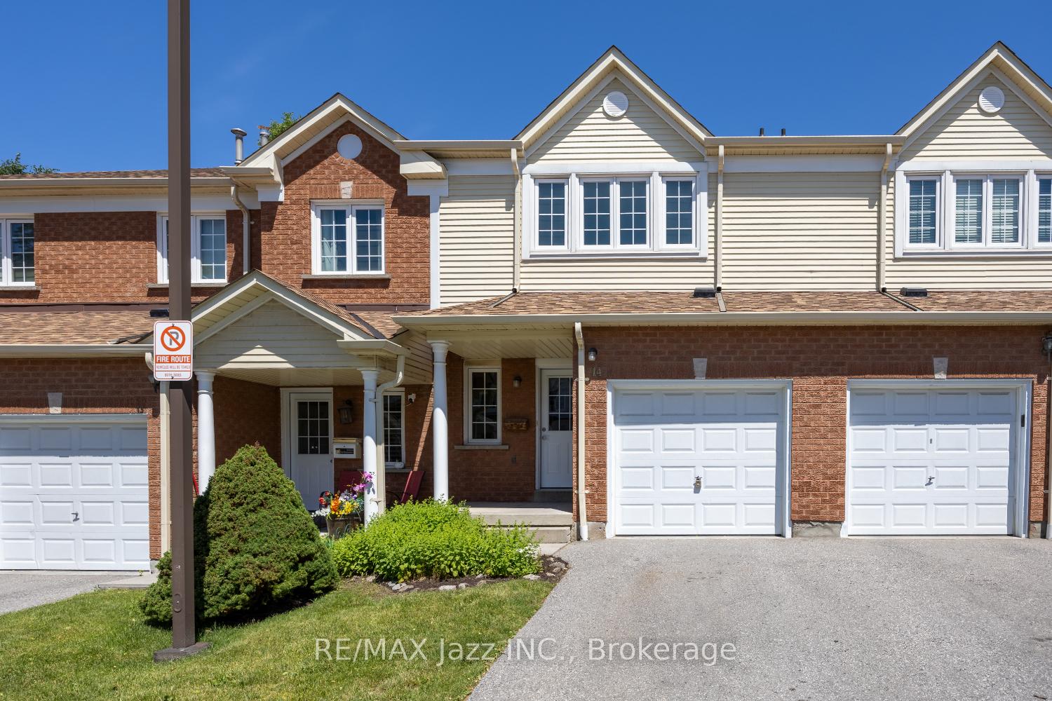 10-bassett-boulevard-whitby-ontario-e13455768