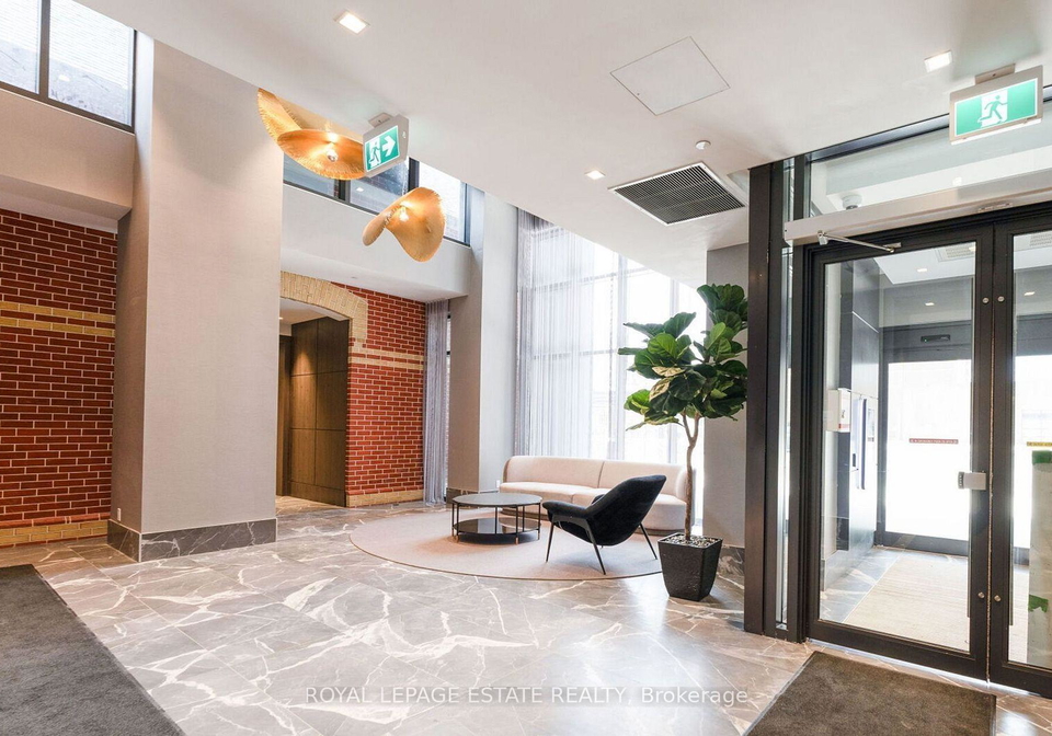 286-main-street-toronto-ontario-e13456026