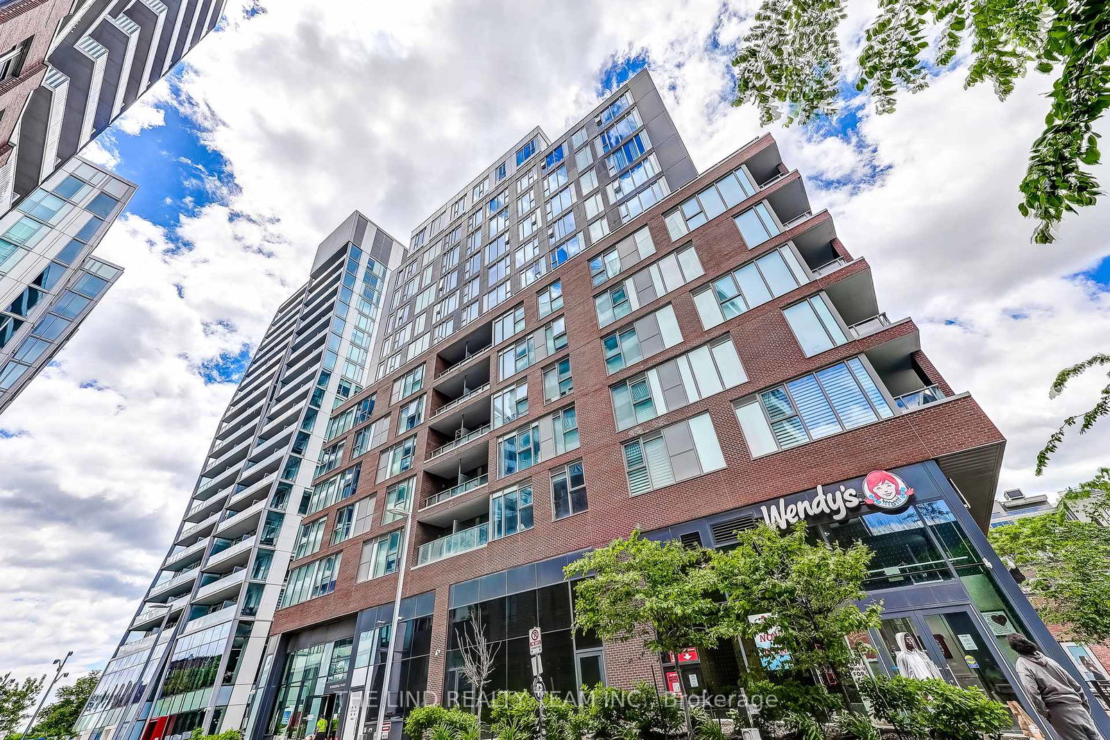 30-baseball-place-toronto-ontario-e13456106