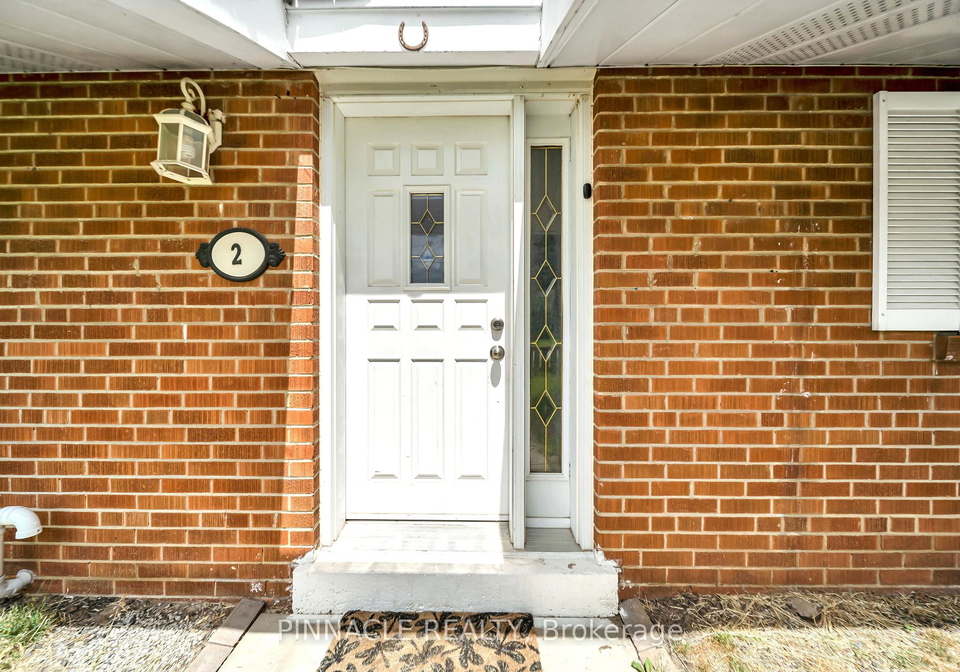2-ladysbridge-drive-scarborough-ontario-e13456878
