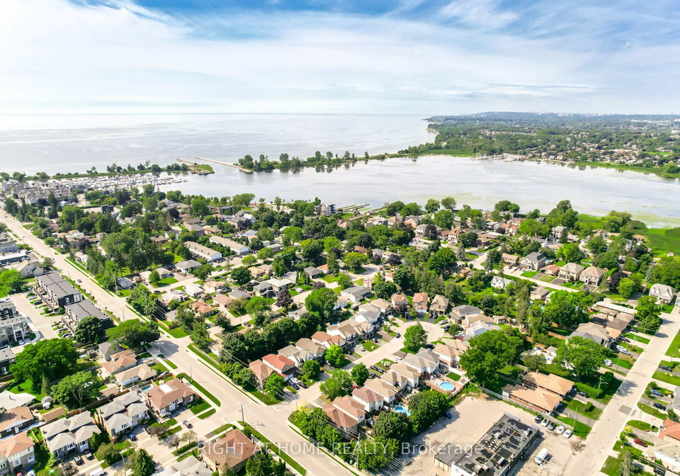 819-fairview-avenue-pickering-ontario-e13458158