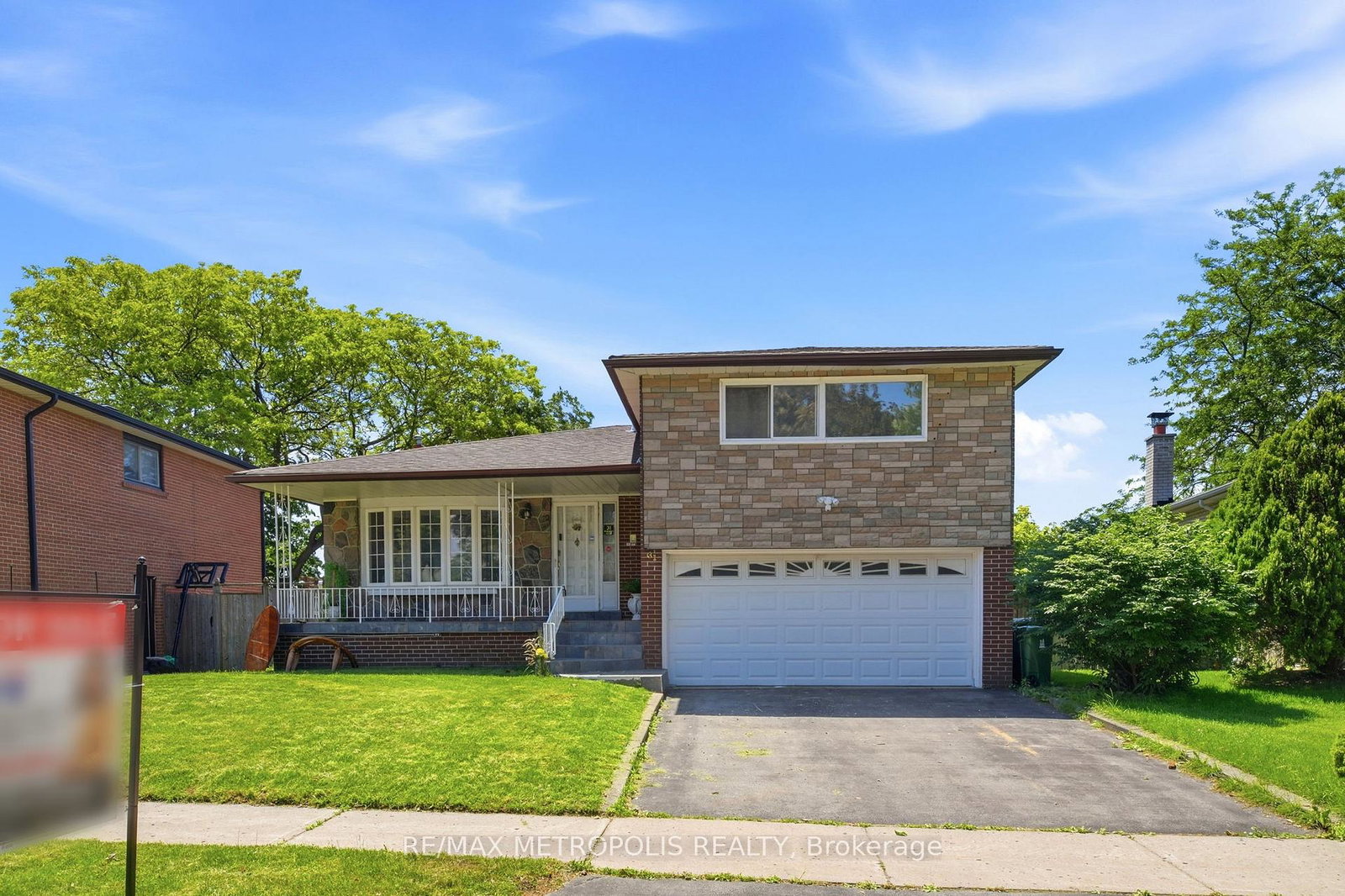 31-langevin-crescent-scarborough-ontario-e13458672