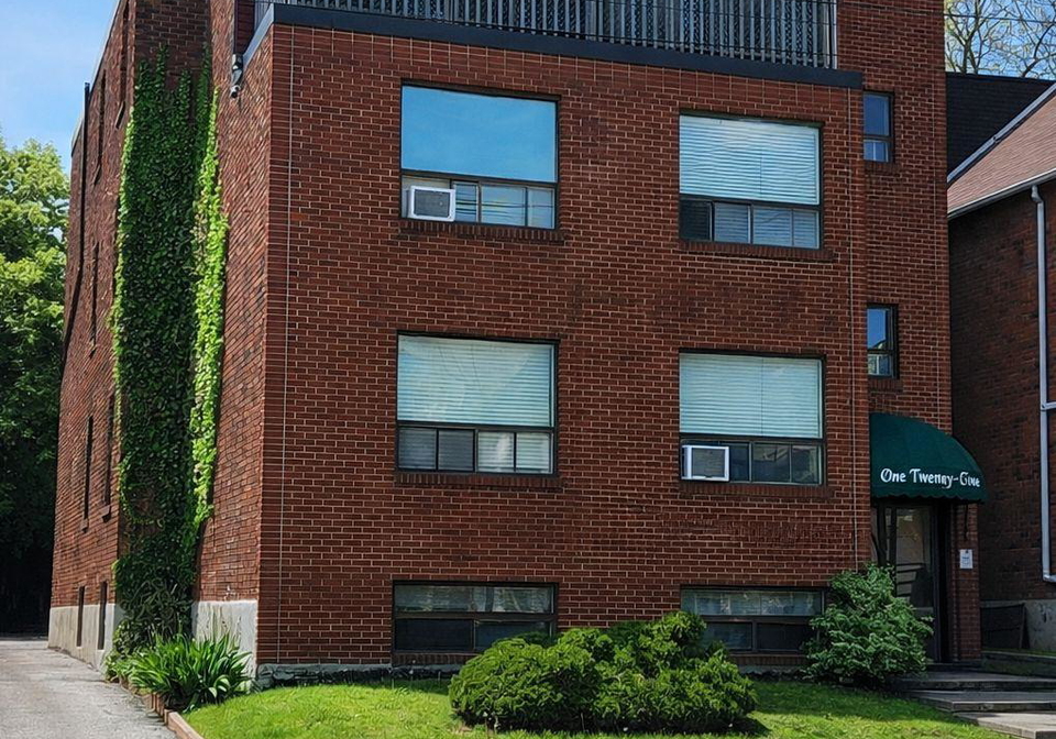 144-coxwell-avenue-toronto-ontario-e13458682
