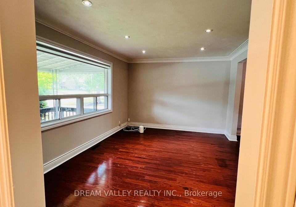 55-colonial-avenue-scarborough-ontario-e13458730