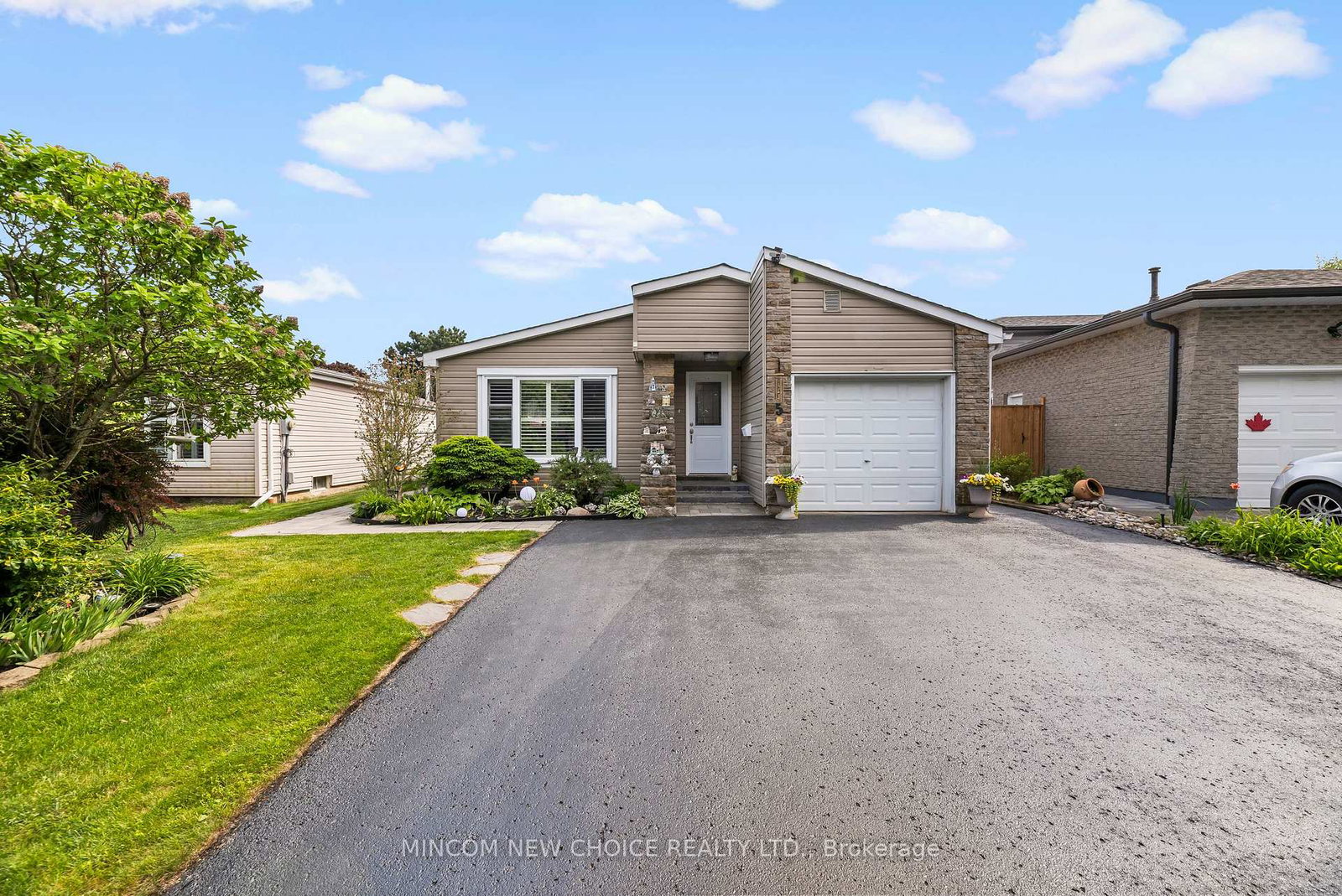 5-bolland-crescent-ajax-ontario-e13458956