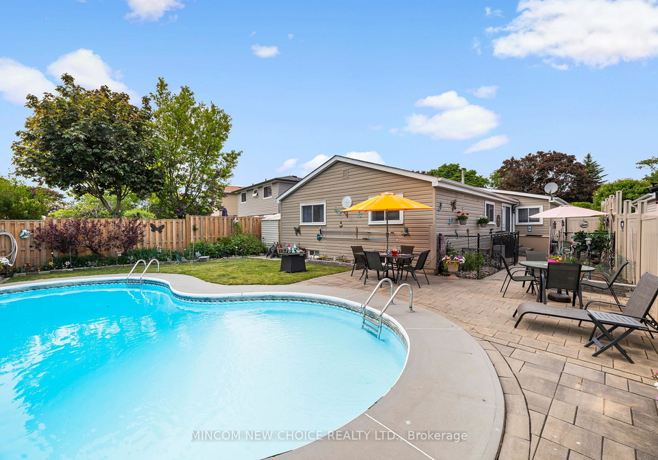 5-bolland-crescent-ajax-ontario-e13458956