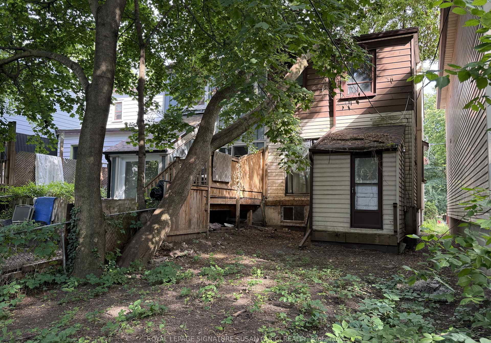 18-aldergrove-avenue-toronto-ontario-e13459008