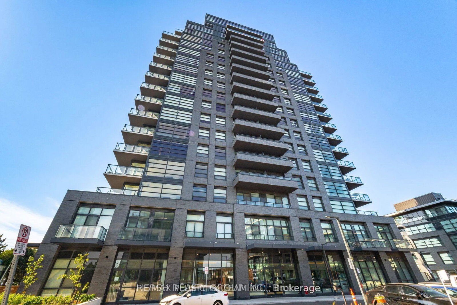 1604-charles-street-whitby-ontario-e13460668