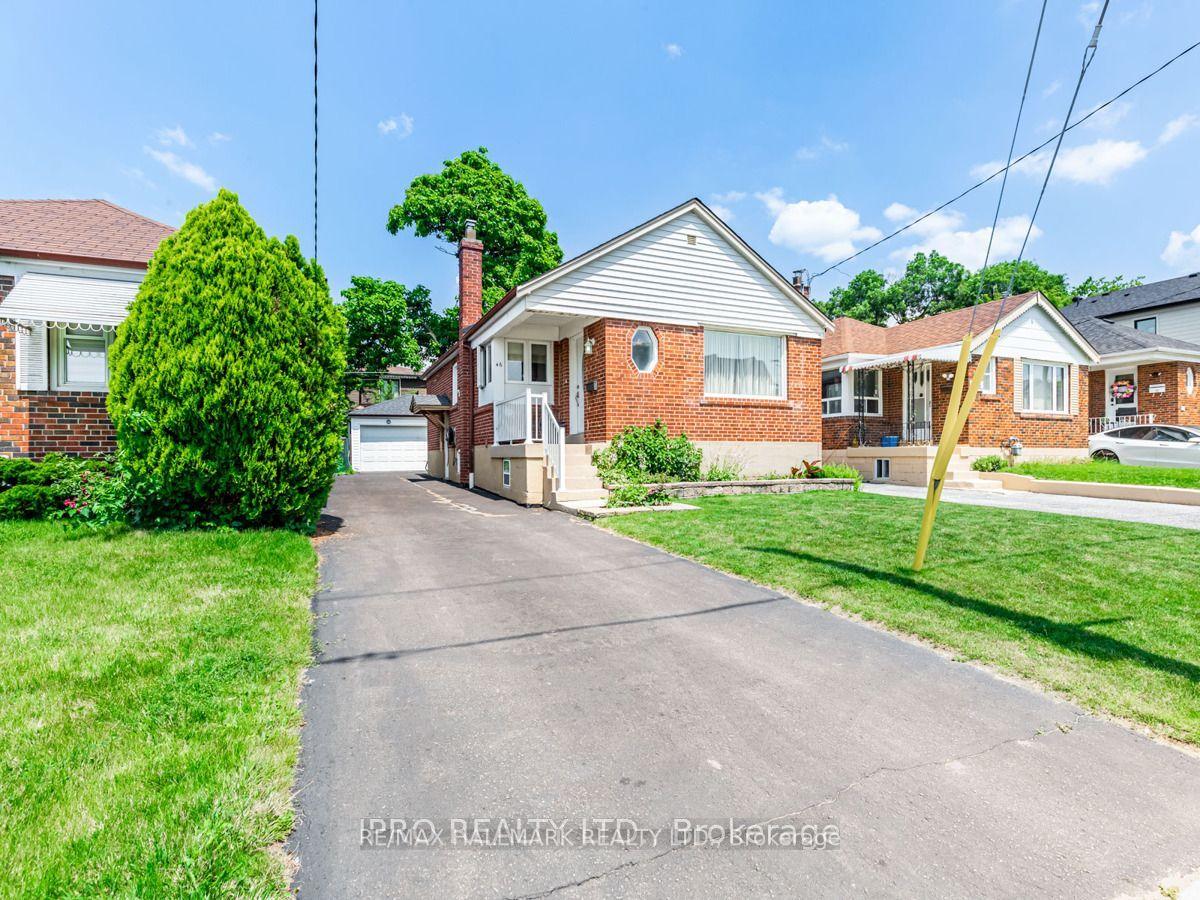 46-tiago-avenue-east-york-ontario-e13460804
