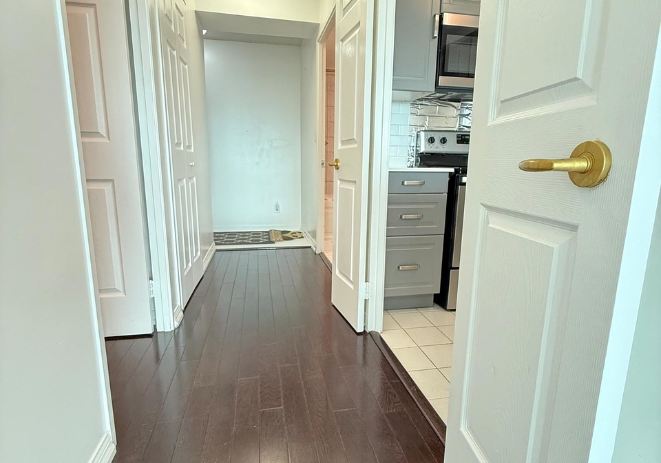 18-lee-centre-drive-scarborough-ontario-e13461188