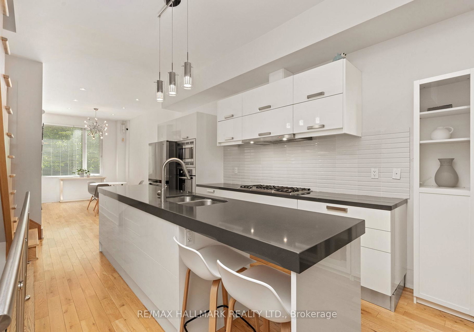 68-boulton-avenue-toronto-ontario-e13461236