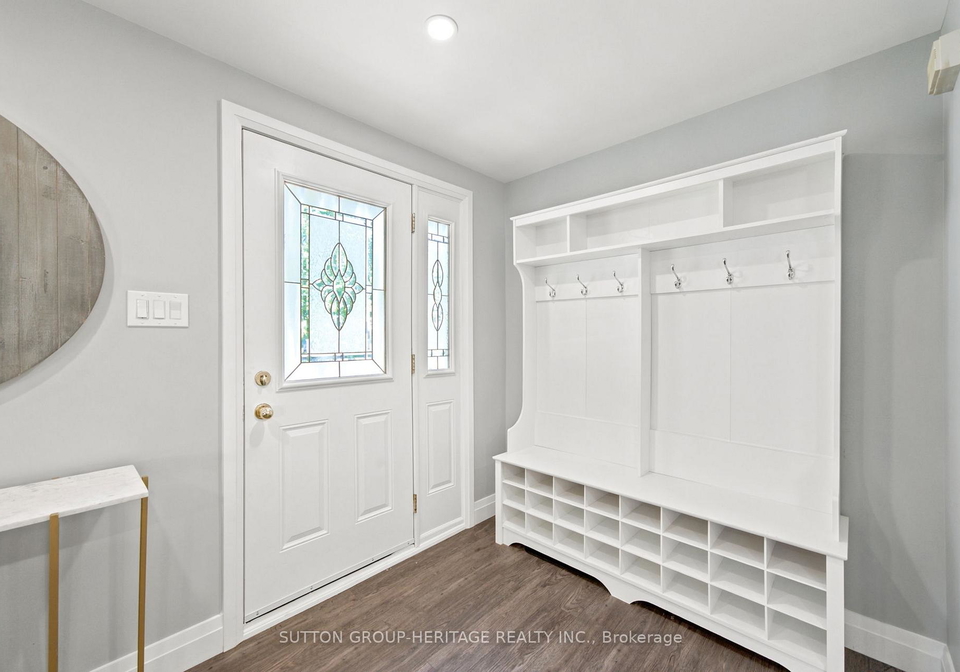 6-lewin-crescent-ajax-ontario-e13461324