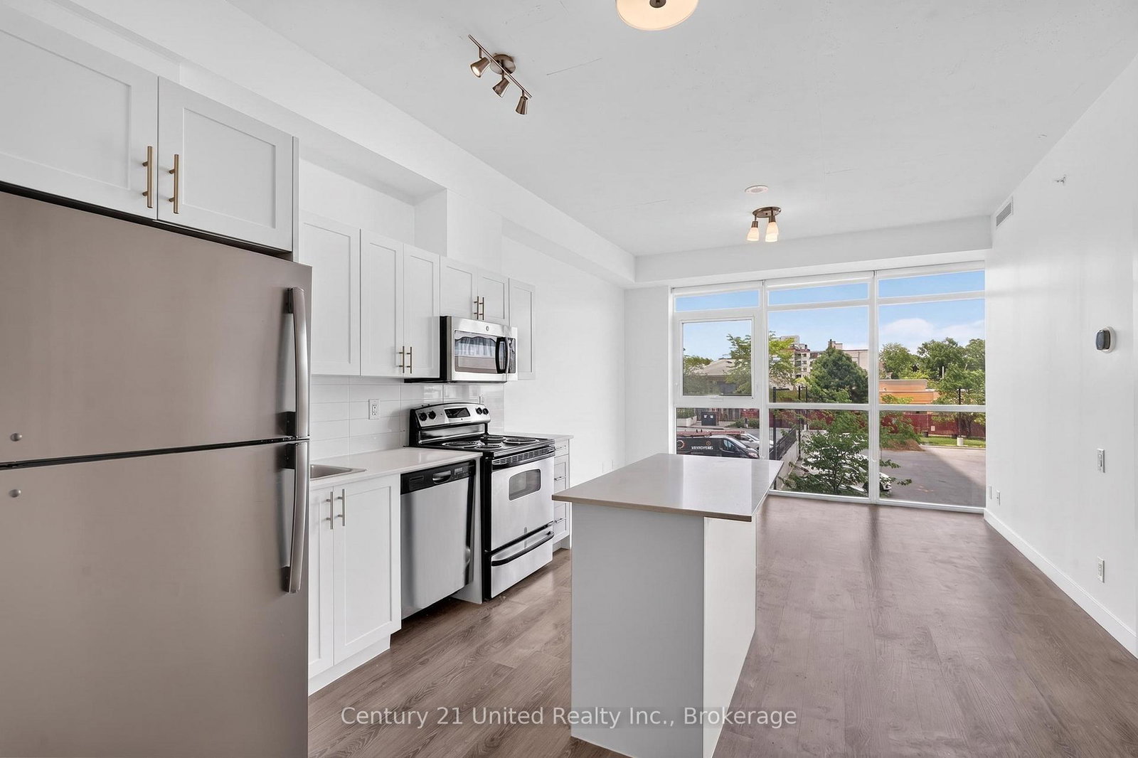 100-bond-street-e-oshawa-ontario-e13462524