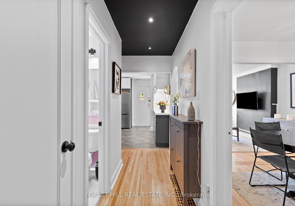 6-barrett-road-east-york-ontario-e13462688