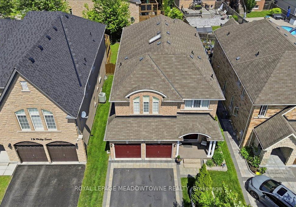 3-st-phillip-court-whitby-ontario-e13463038