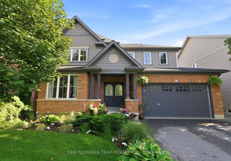 2243-pilgrim-square-oshawa-ontario-e13463060
