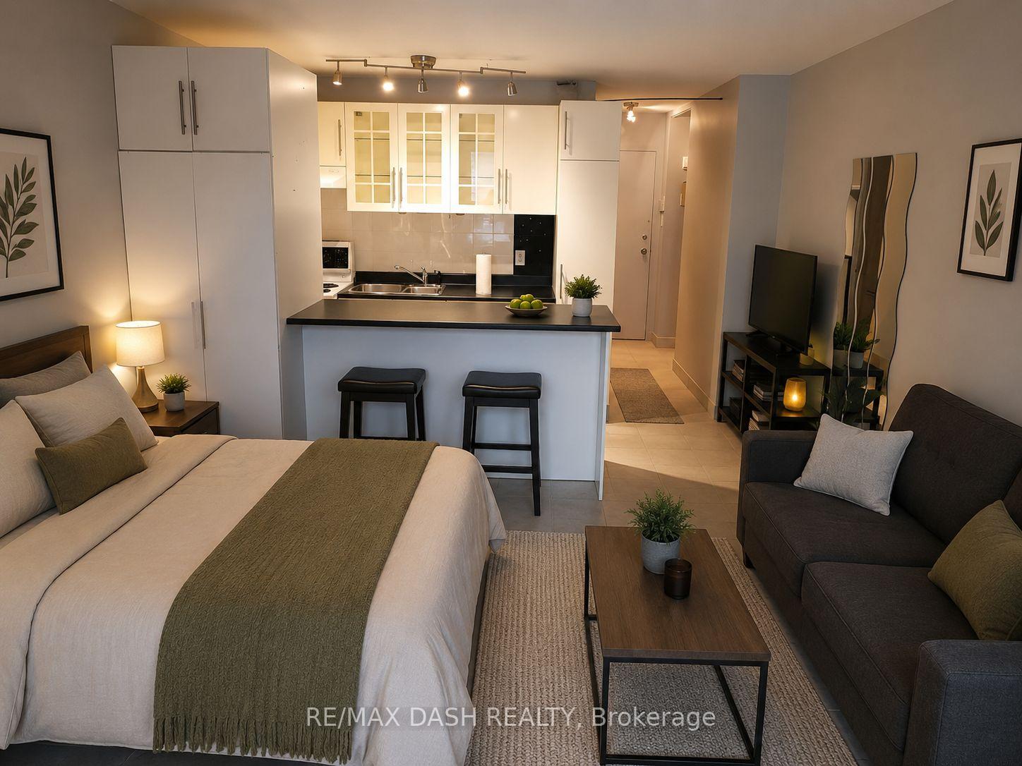 123-woodbine-avenue-toronto-ontario-e13463138