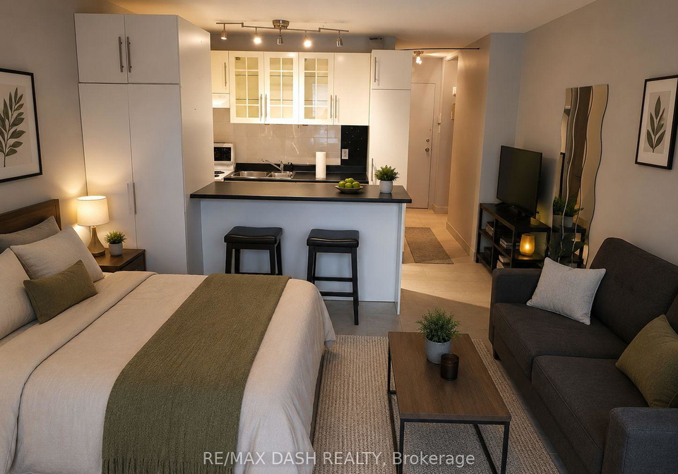 123-woodbine-avenue-toronto-ontario-e13463138