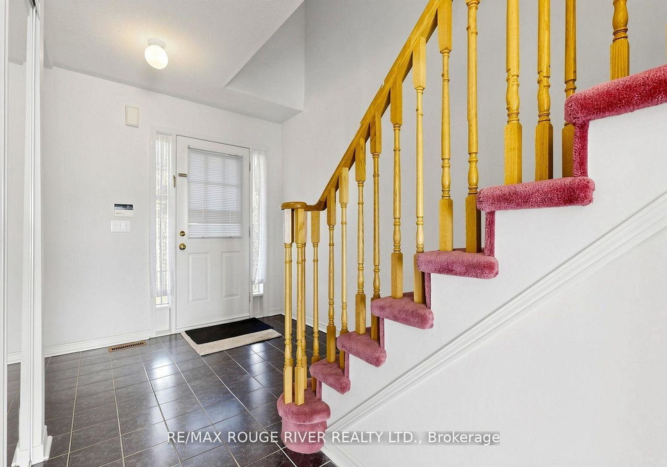 4-trowell-lane-ajax-ontario-e13463662